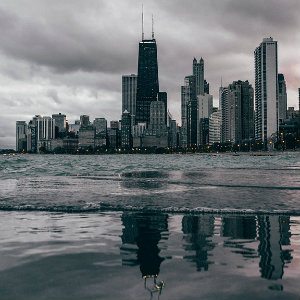 chicago water and skyline